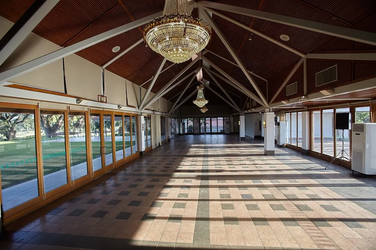 Quest Plus Conference Center, Clark Clark Field 4*,