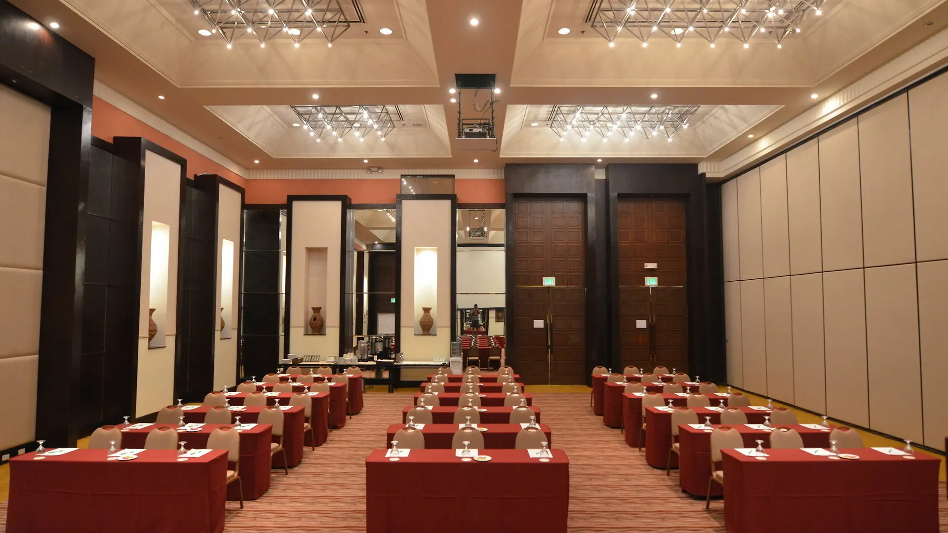 **** Hotell Quest Plus Conference Center, Clark Clark Field Filippinerna